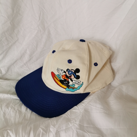Mickey Unlimited Other - Vintage Mickey Unlimited Surfing Snapback Hat